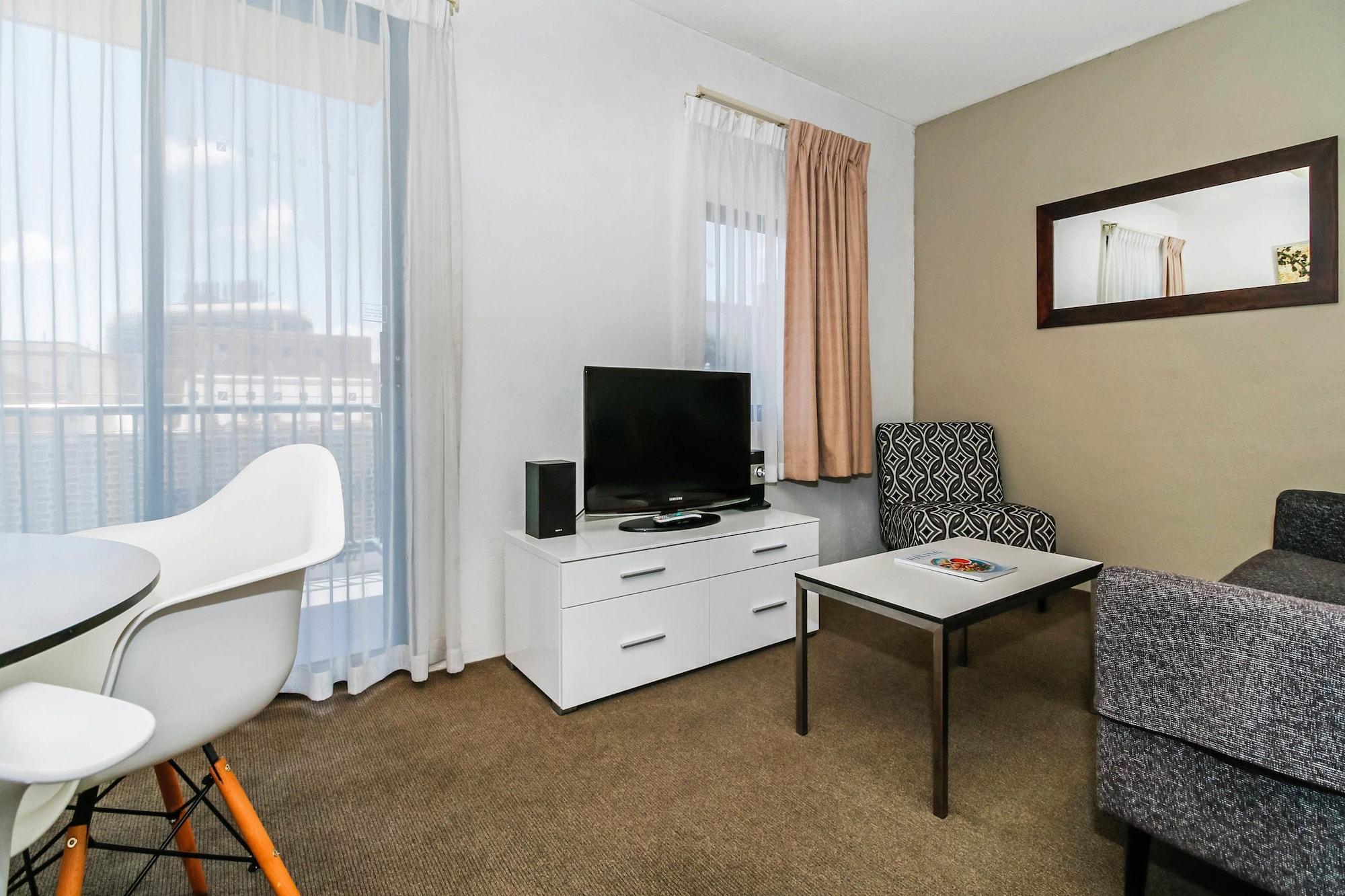 Breakfree Adelaide Aparthotel Exterior photo