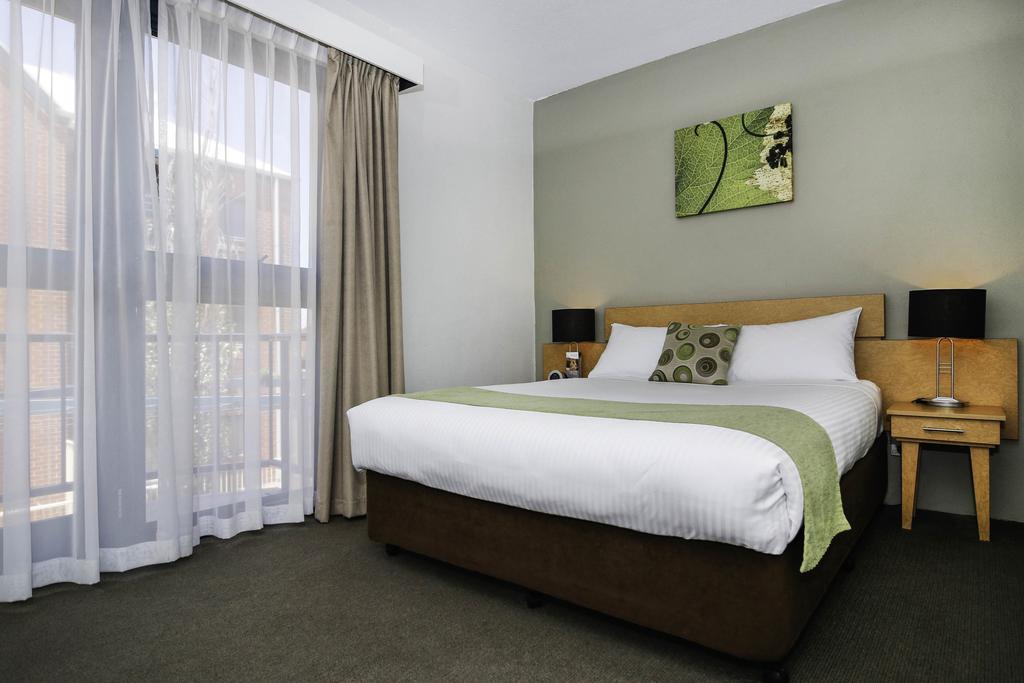 Breakfree Adelaide Aparthotel Exterior photo