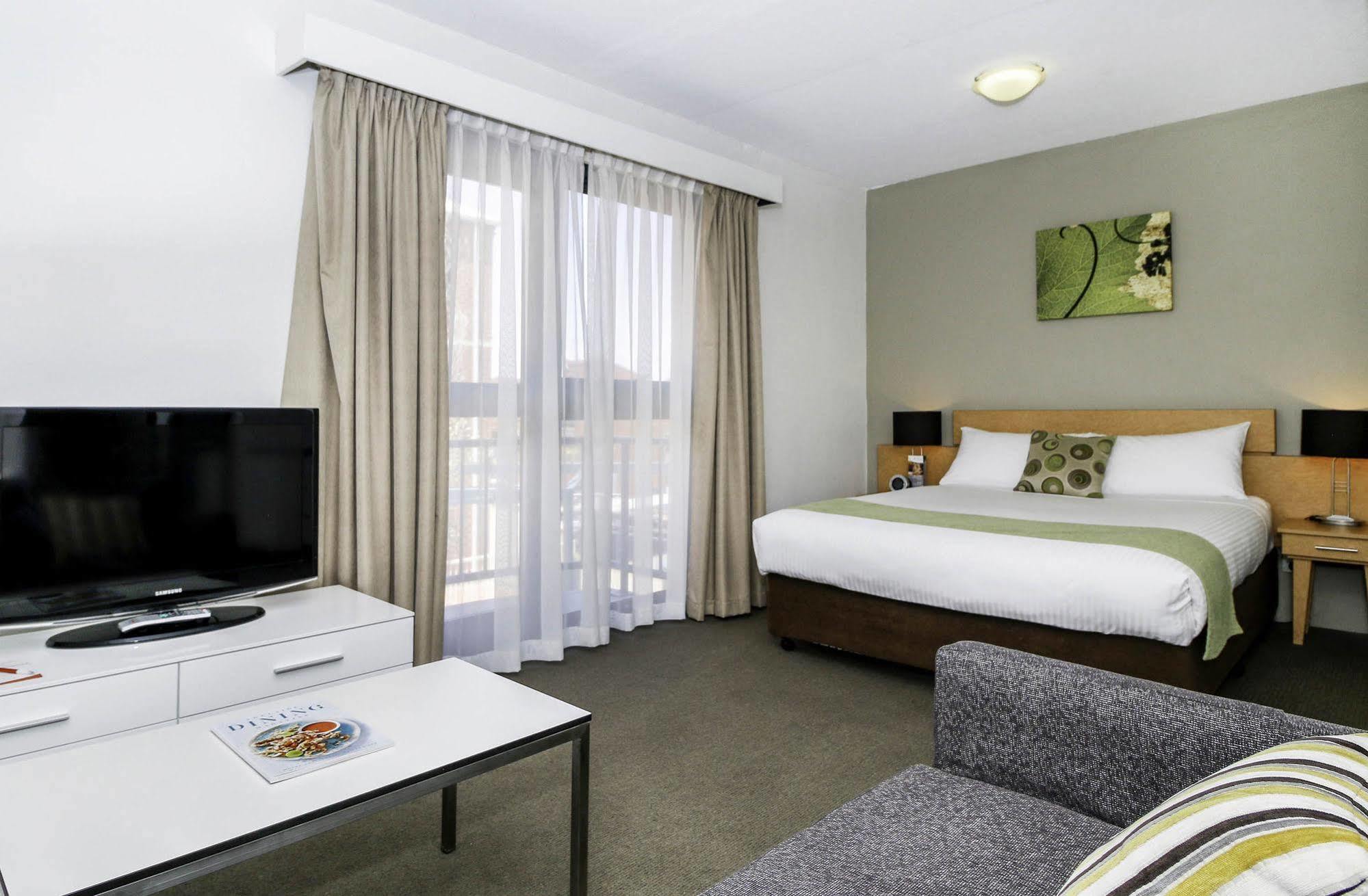 Breakfree Adelaide Aparthotel Exterior photo