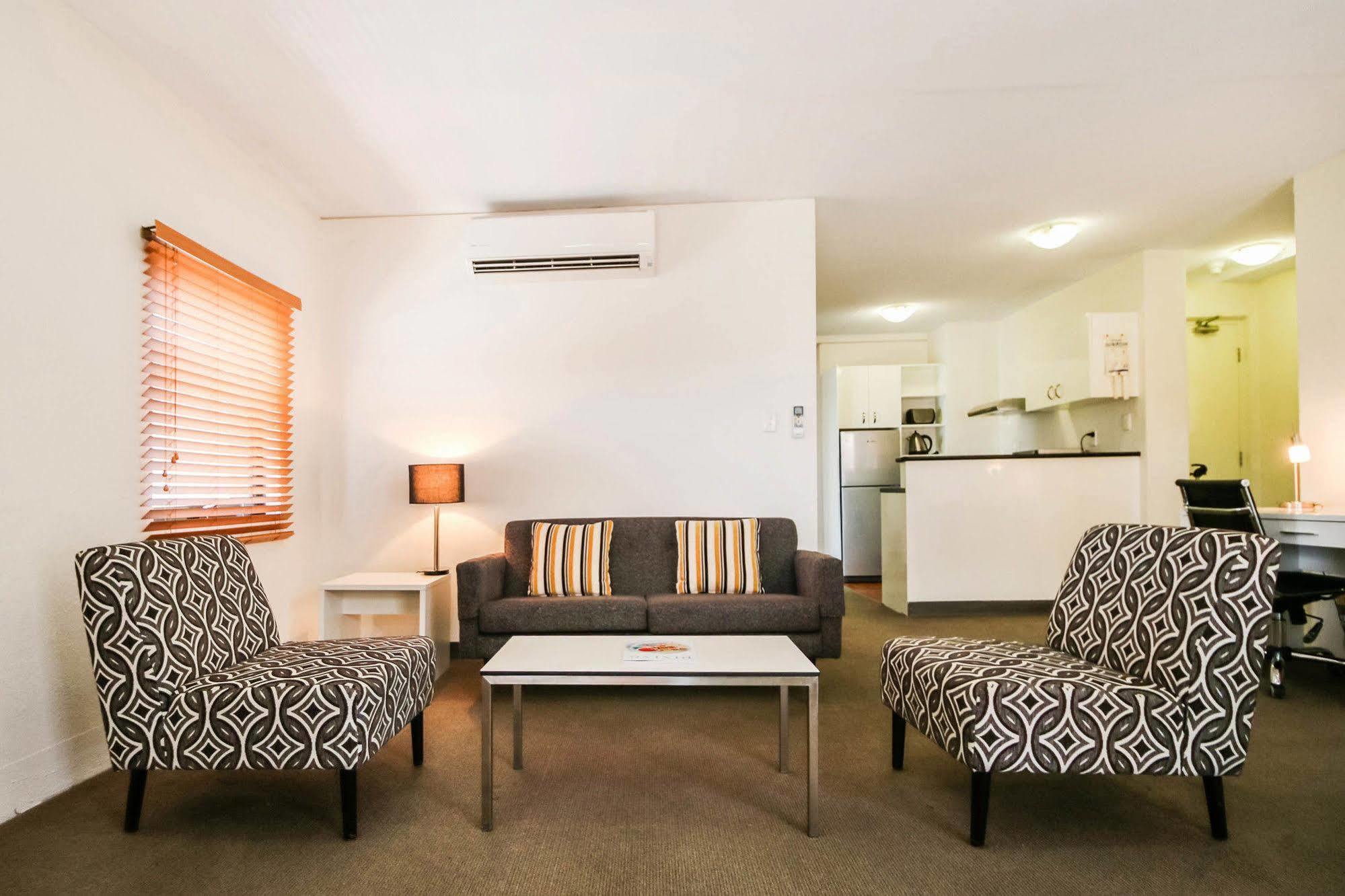 Breakfree Adelaide Aparthotel Exterior photo